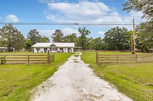 121 J2S2 Ln Pvt, Lufkin, TX 75904 - Photo 1