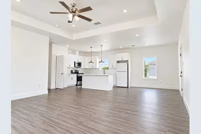 2515 11th Street, Hempstead, TX 77445 - Photo 5