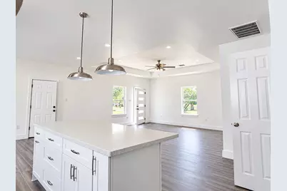 2515 11th Street, Hempstead, TX 77445 - Photo 11