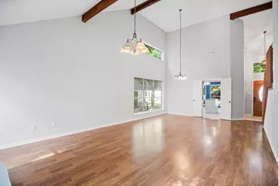 22 S Rain Forest Court, The Woodlands, TX 77380 - Photo 3