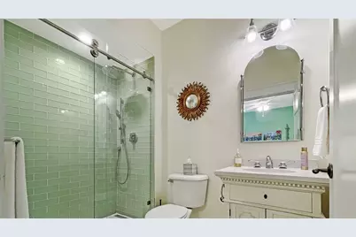 4231 Pointe West Dr Drive #301, Galveston, TX 77554 - Photo 25