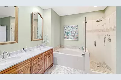 4231 Pointe West Dr Drive #301, Galveston, TX 77554 - Photo 23