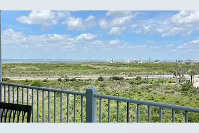 4231 Pointe West Dr Drive #301, Galveston, TX 77554 - Photo 31