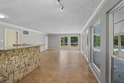 5616 Pine Street, Houston, TX 77081 - Photo 17