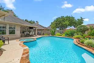 9111 Stoneleigh Dr, Sugar Land, TX 77479 - Photo 35