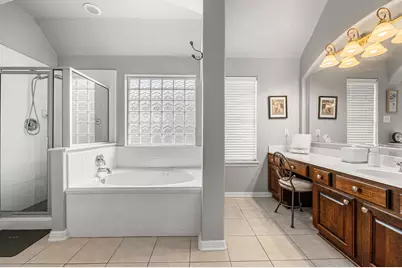 9111 Stoneleigh Drive, Sugar Land, TX 77479 - Photo 21