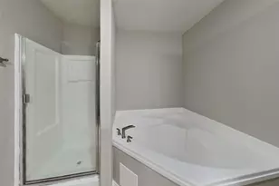 6826 Clover Walk Ln, Richmond, TX 77469 - Photo 9