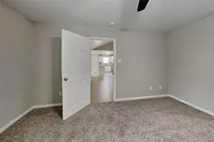 6826 Clover Walk Ln, Richmond, TX 77469 - Photo 7