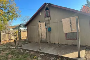 1208 N 7th St, Wichita Falls, TX 76306 - Photo 5