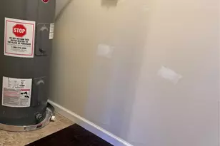 9002 Ilona Ln, Houston, TX 77025 - Photo 7