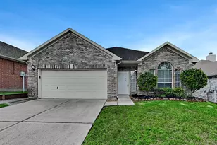 2315 Perkins Crossing Dr, Conroe, TX 77304 - Photo 1