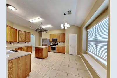 2315 Perkins Crossing Drive, Conroe, TX 77304 - Photo 3