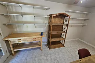 5100 Warpath St, Alvin, TX 77511 - Photo 15