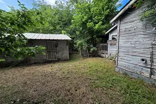 1426 S Austin St, Sherman, TX 75090 - Photo 13