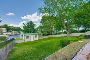 23340 3 Points Dr, Berryville, TX 75763 - Photo 33