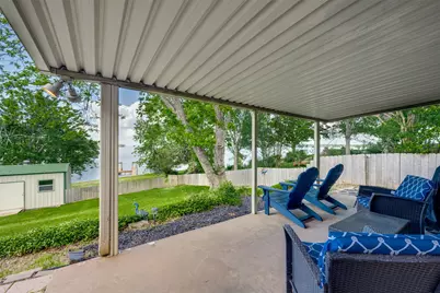 23340 Three Points Drive, Berryville, TX 75763 - Photo 29