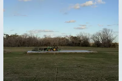 225 Cripple Creek Lane, Angleton, TX 77515 - Photo 7