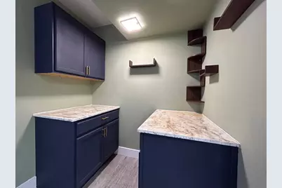 1010 S Wayside Drive #318, Houston, TX 77023 - Photo 11