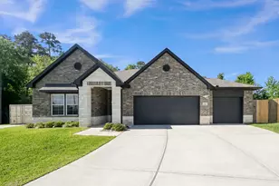 11696 Whirlaway Dr, Willis, TX 77318 - Photo 3