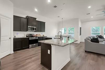 11696 Whirlaway Drive, Willis, TX 77318 - Photo 7