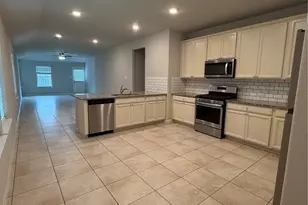 6934 Scarlet Sagebrush St, Katy, TX 77449 - Photo 3