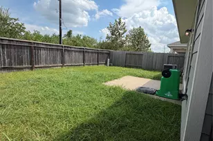 6934 Scarlet Sagebrush St, Katy, TX 77449 - Photo 11