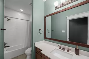 2108 N Memorial Way, Houston, TX 77007 - Photo 29