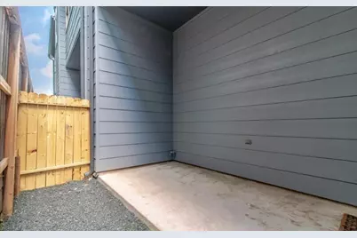 8903 Spring Knoll Forest Drive, Houston, TX 77080 - Photo 9