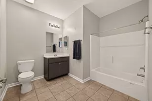 5726 Southwind St, Houston, TX 77033 - Photo 23