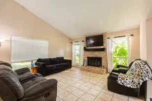 133 Tweedy Ln, Sweeny, TX 77480 - Photo 11
