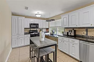 1405 Delabrook Ct, Seabrook, TX 77586 - Photo 9