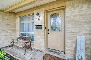 1405 Delabrook Ct, Seabrook, TX 77586 - Photo 3