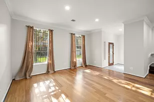 4023 Breakwood Dr, Houston, TX 77025 - Photo 7