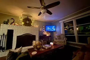 325 Carolcrest Ln, Livingston, TX 77351 - Photo 9