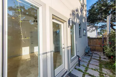 1805 Rosedale Street, Houston, TX 77004 - Photo 9