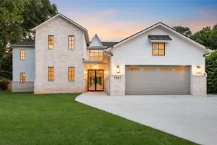 1191 Chamboard Ln, Houston, TX 77018 - Photo 1