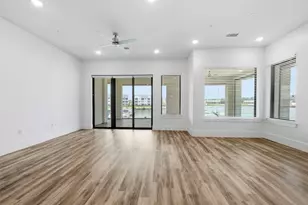 199 Waterpoint Ct, Conroe, TX 77356 - Photo 9