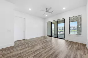 199 Waterpoint Ct, Conroe, TX 77356 - Photo 13