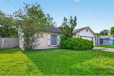 7222 Londres Drive, Houston, TX 77083 - Photo 5