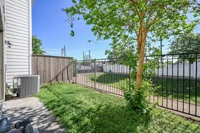 1106 Fuschia Road, Houston, TX 77055 - Photo 27