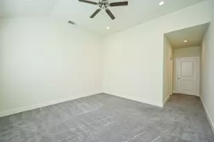 1106 Fuschia Rd, Houston, TX 77055 - Photo 9