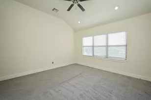1106 Fuschia Rd, Houston, TX 77055 - Photo 11