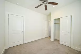 1106 Fuschia Rd, Houston, TX 77055 - Photo 13