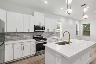 3717 Palmer St, Houston, TX 77004 - Photo 9