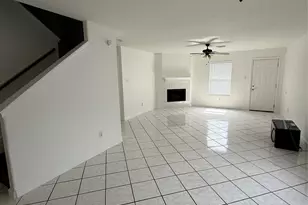 6423 Crim Ct, Houston, TX 77049 - Photo 3