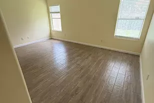 6423 Crim Ct, Houston, TX 77049 - Photo 9