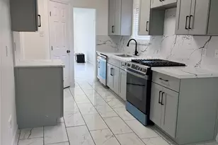 6423 Crim Ct, Houston, TX 77049 - Photo 7
