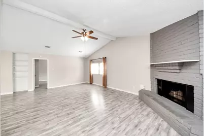 8622 Valley Meadow Drive, Houston, TX 77078 - Photo 7