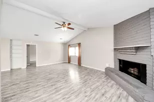8622 Valley Meadow Dr, Houston, TX 77078 - Photo 7