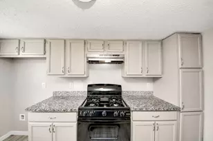 8622 Valley Meadow Dr, Houston, TX 77078 - Photo 9
